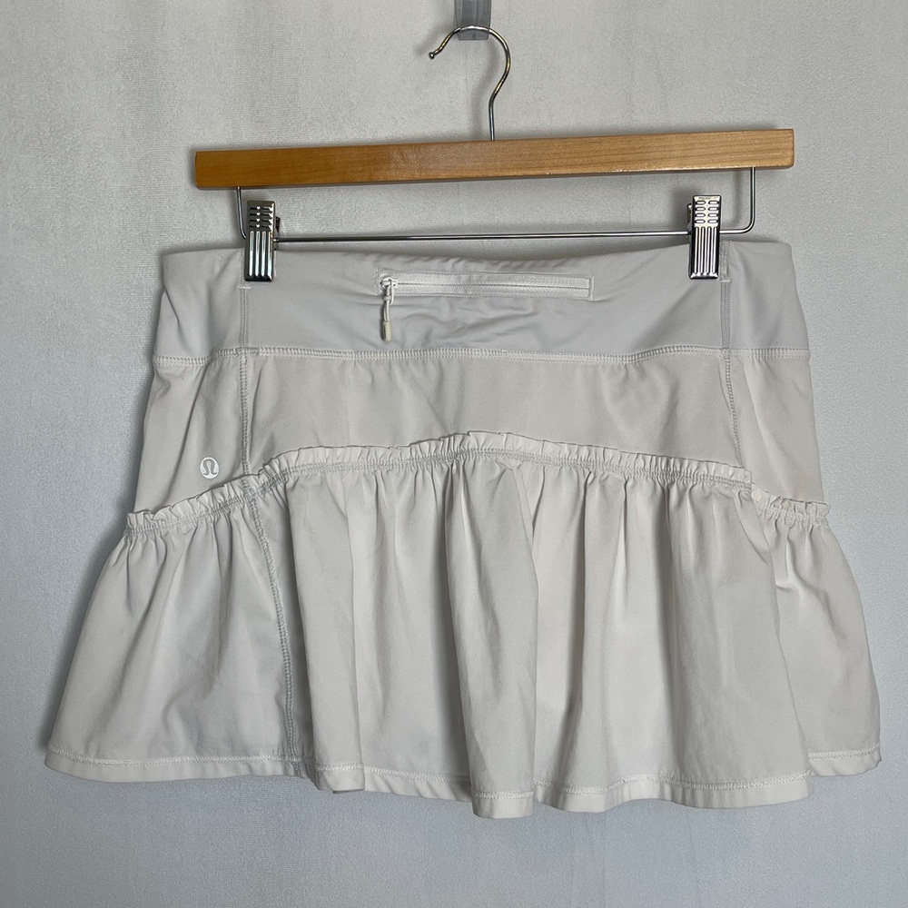 Lululemon Tiered Ruffle Tennis Skirt Size 6 White Pickleball Skort Pocket Preppy
